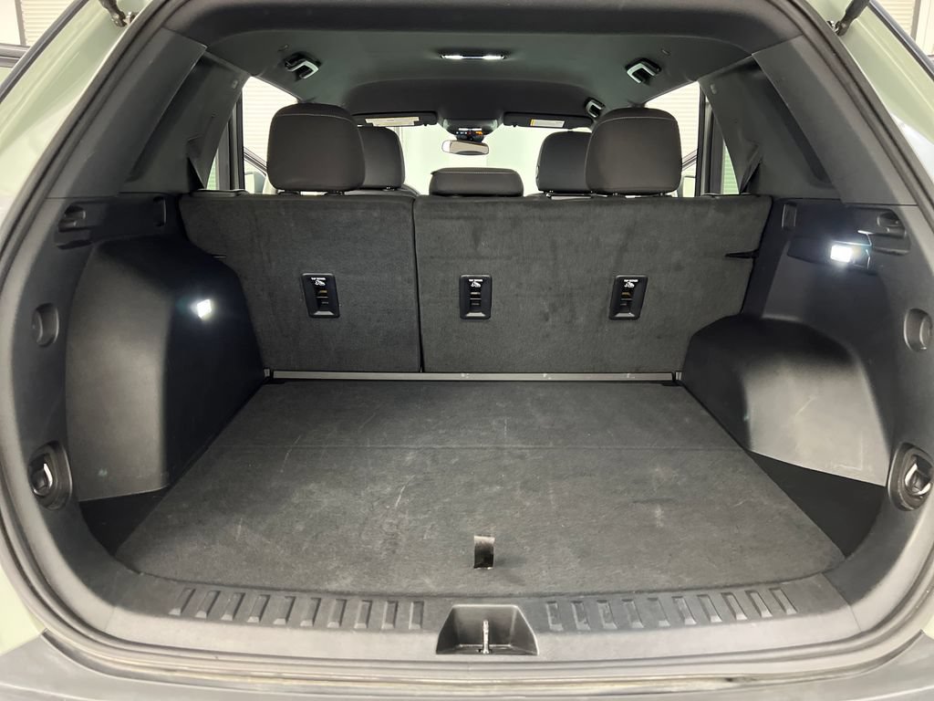 Used 2026 Chevrolet Equinox LT AWD/4WD image 34