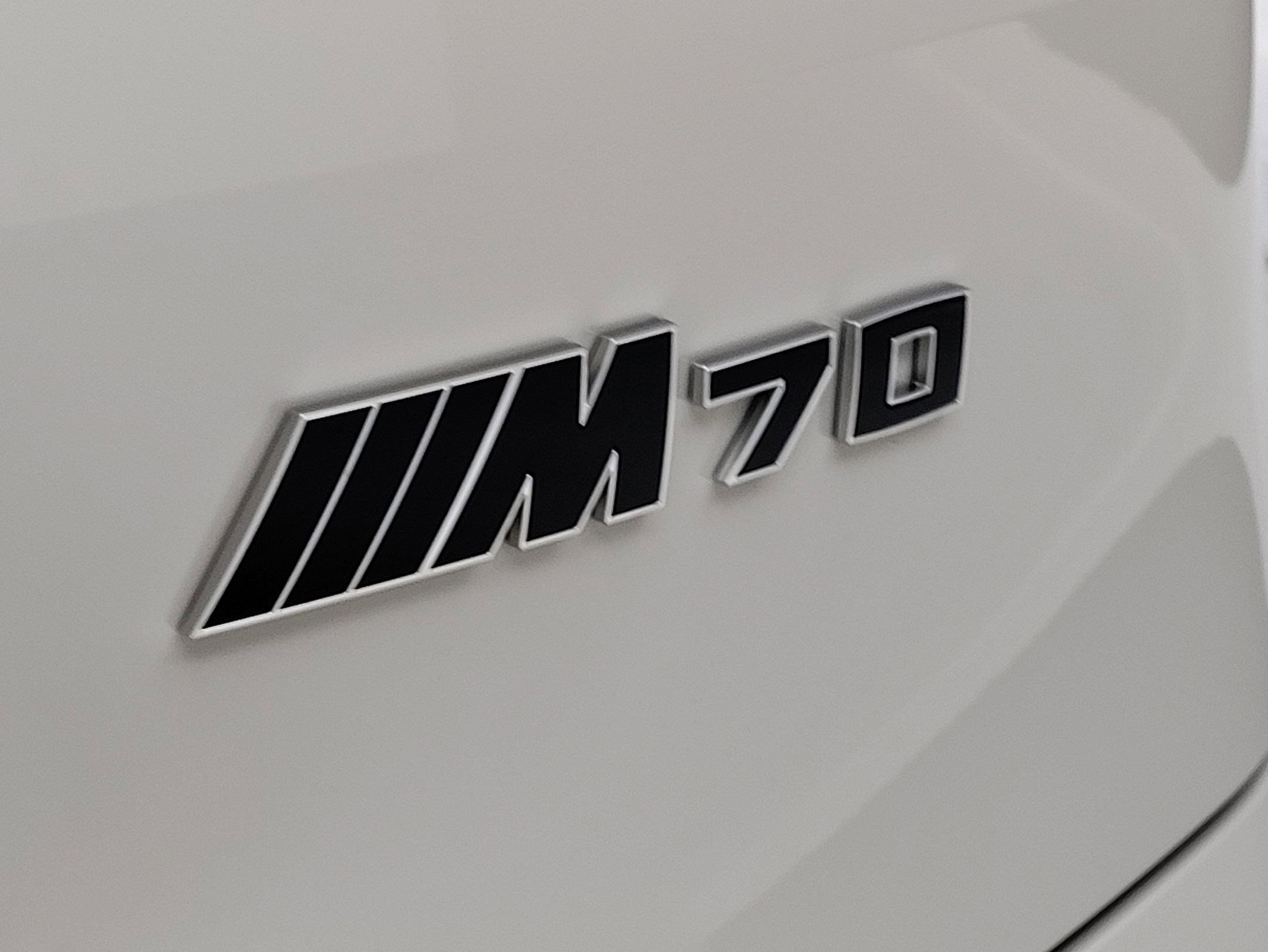 New 2026 BMW iX M70 image 10