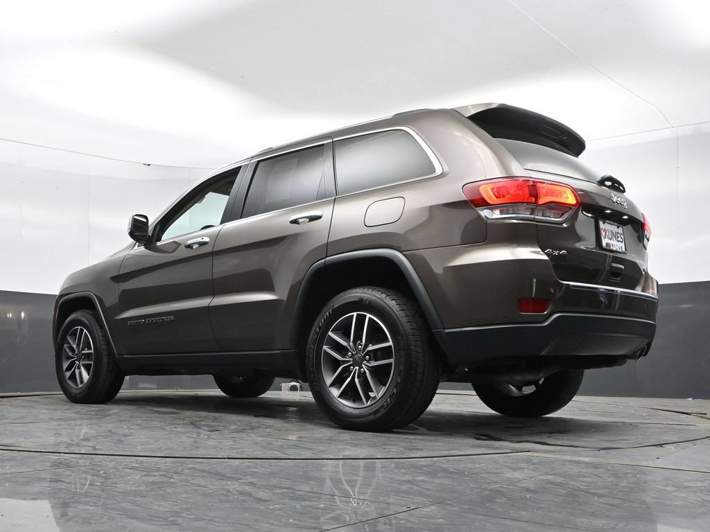 Used 2020 Jeep Grand Cherokee Limited AWD/4WD image 47