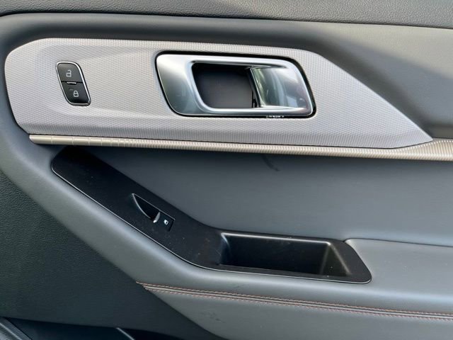 New 2026 Ford Explorer Active w/ Active Comfort Package image 20