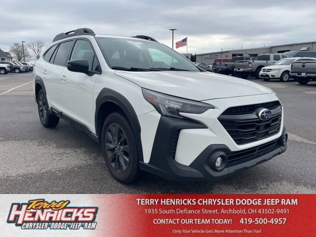 Used 2025 Subaru Outback Onyx Edition AWD/4WD image 1