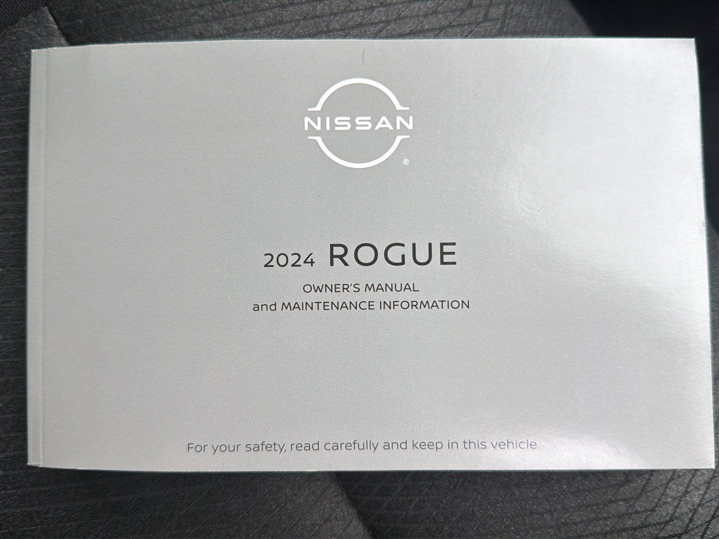 Used 2024 Nissan Rogue SV AWD/4WD image 34