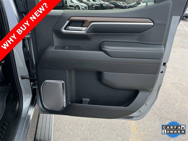 Used 2024 Chevrolet Silverado 1500 High Country w/ Technology Package image 19