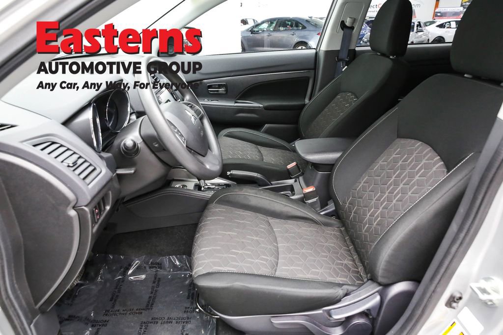 Used 2024 Mitsubishi Outlander Sport ES image 14