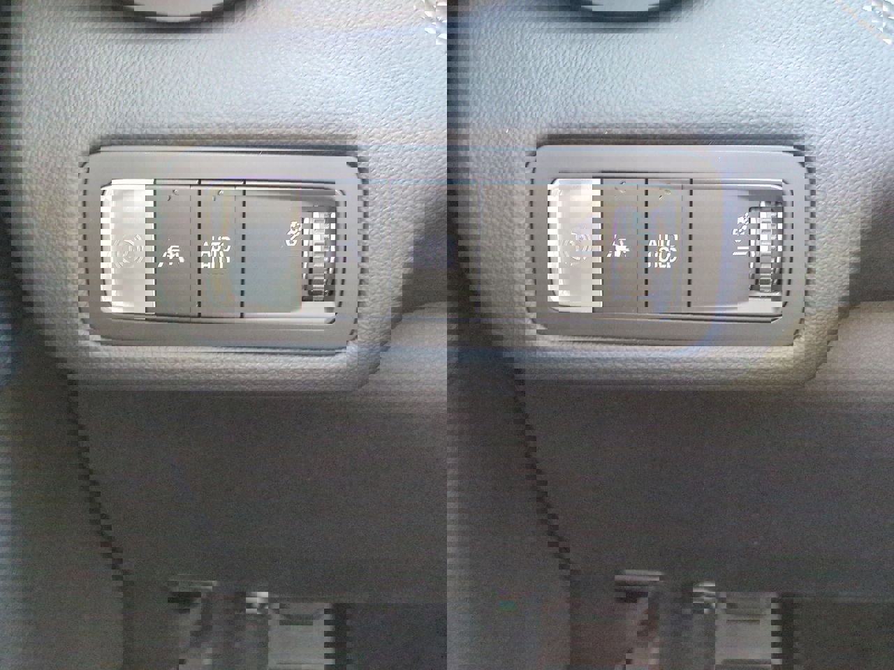 New 2026 Chevrolet Blazer EV LT image 18