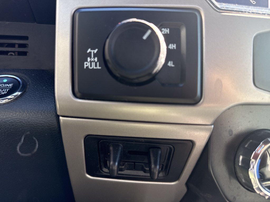 Used 2022 Ford F250 Lariat w/ Tremor Off-Road Package AWD/4WD image 26