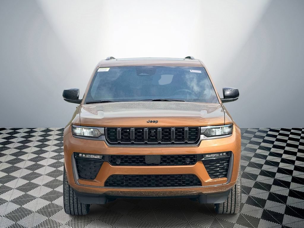 New 2026 Jeep Grand Cherokee Limited AWD/4WD image 2