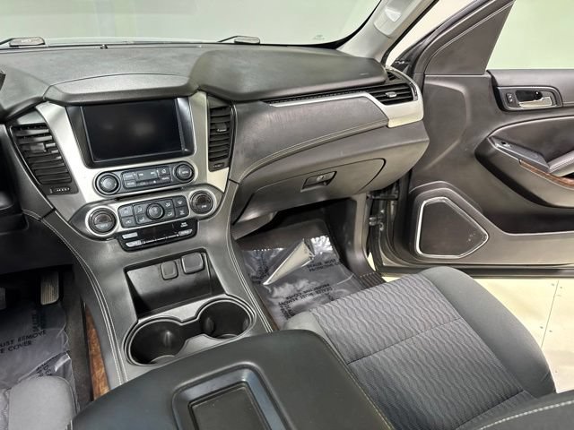 Used 2018 Chevrolet Suburban LS w/ Skid Plate Package AWD/4WD image 21