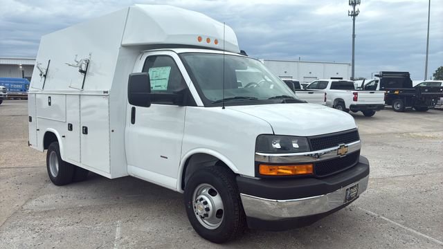 New 2024 Chevrolet Express 3500 w/ Power Convenience Package