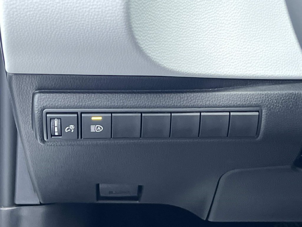 New 2026 Toyota Corolla SE w/ SE Package FWD image 28