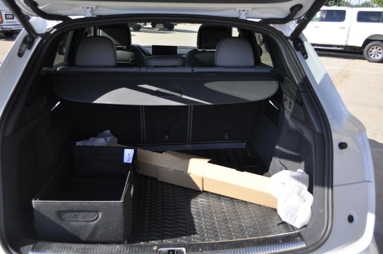 Used 2024 Audi SQ5 Prestige image 22