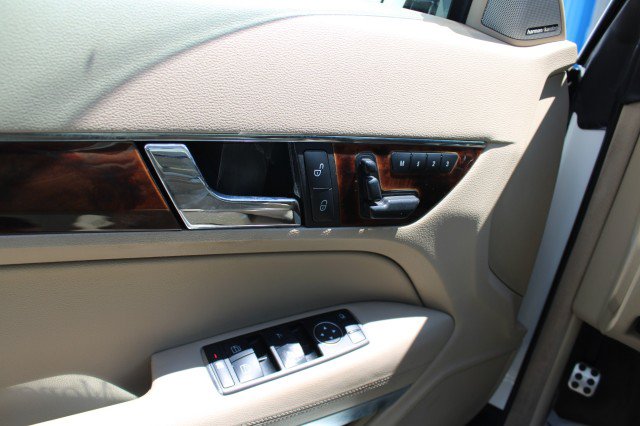 Used 2013 Mercedes-Benz E 550 Cabriolet image 17
