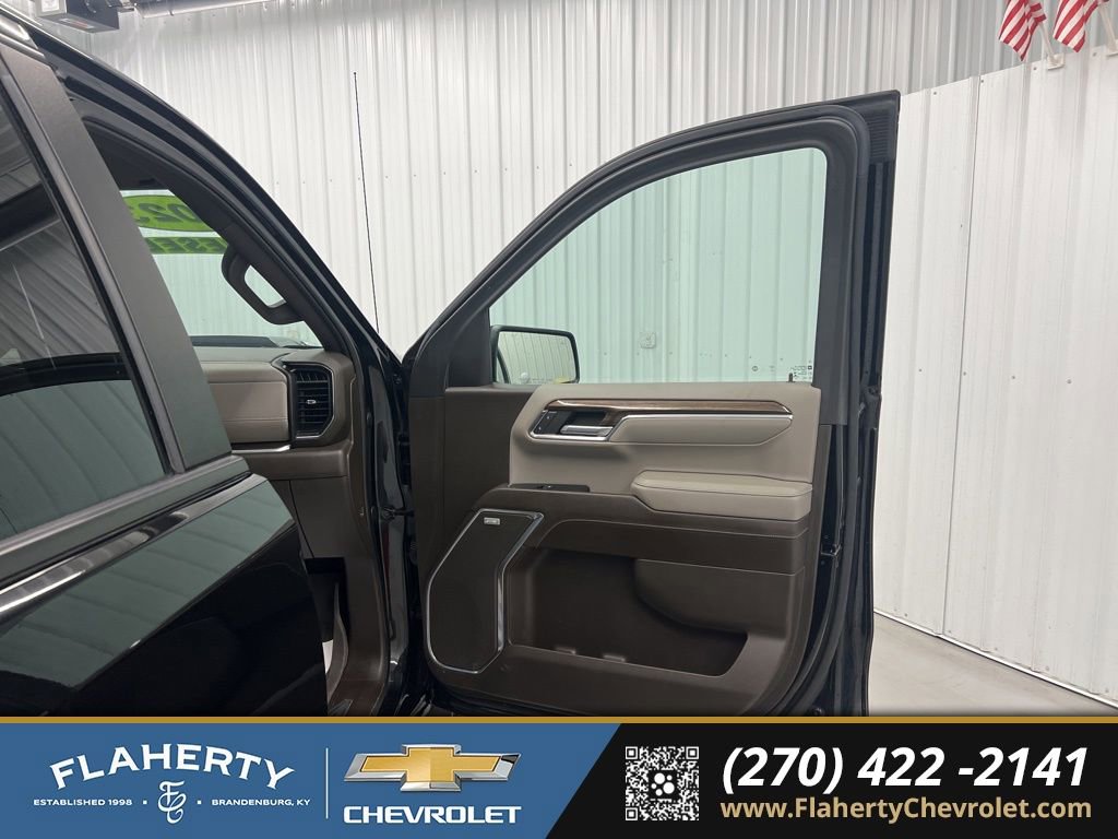 Used 2023 Chevrolet Silverado 1500 LT Trail Boss w/ Convenience Package II image 14