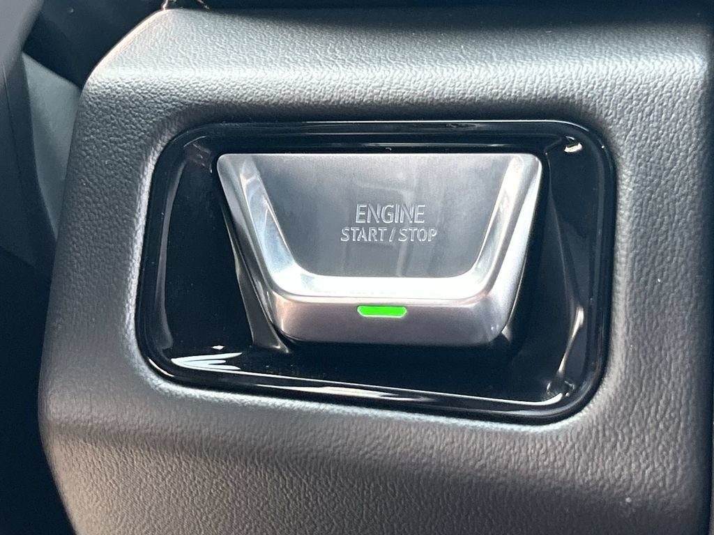 New 2026 GMC Yukon AT4 AWD/4WD image 17