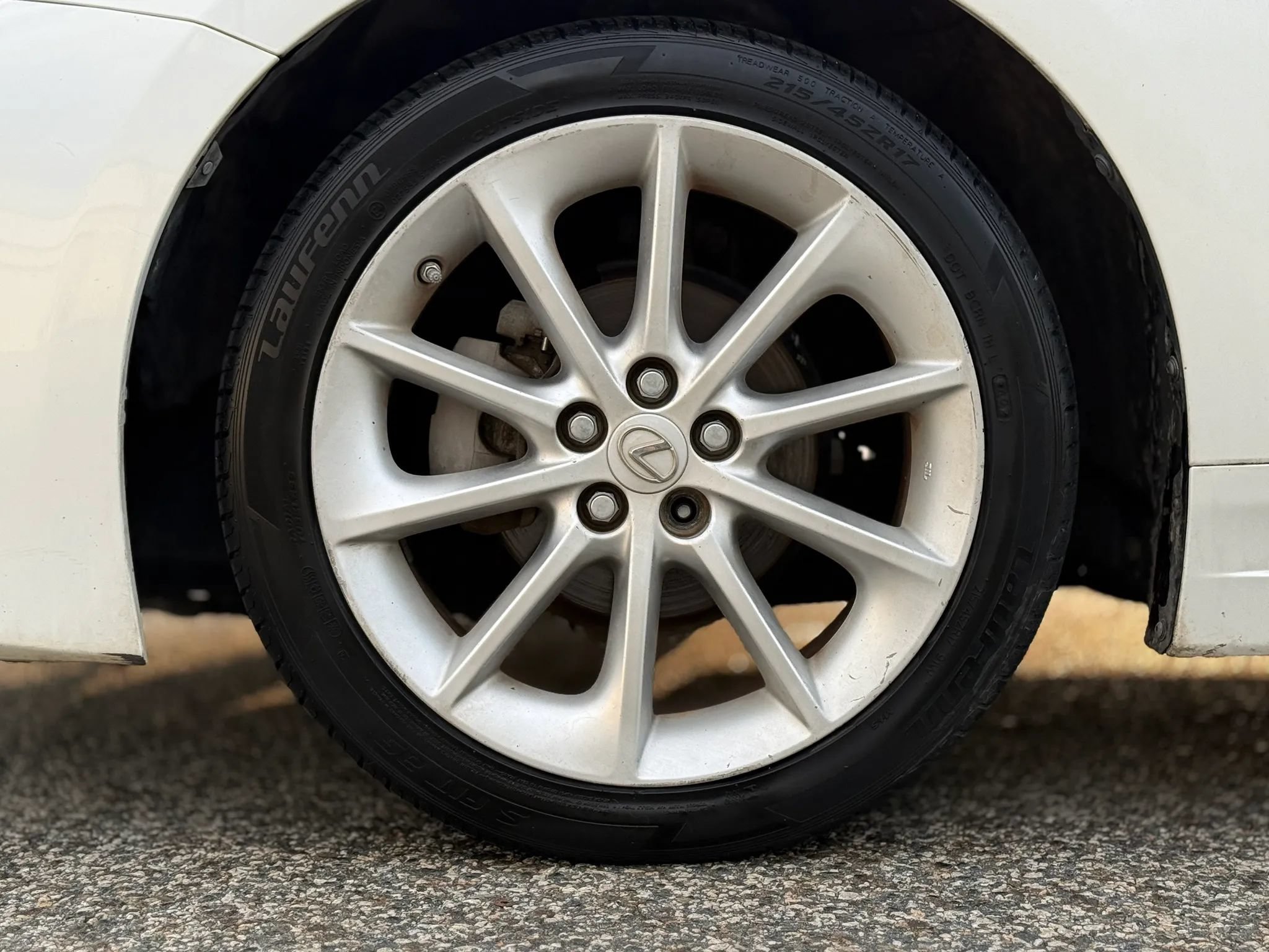 Used 2013 Lexus CT 200h w/ Premium Pkg w/Backup Camera FWD image 31