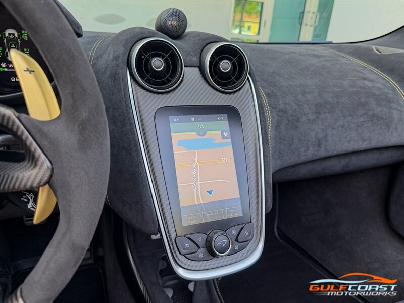 Used 2020 McLaren 600LT Spider RWD image 18