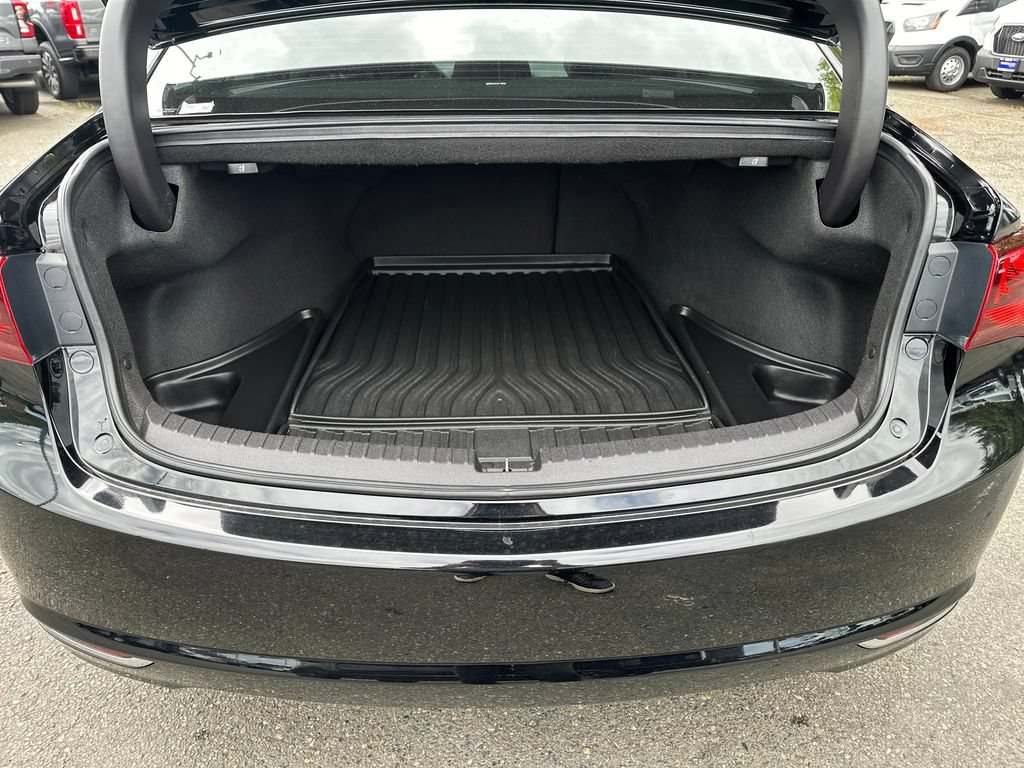 Used 2017 Acura TLX w/ Technology Package FWD image 21