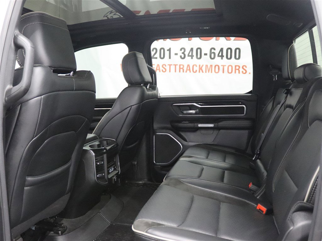Used 2021 RAM 1500 Laramie AWD/4WD image 17