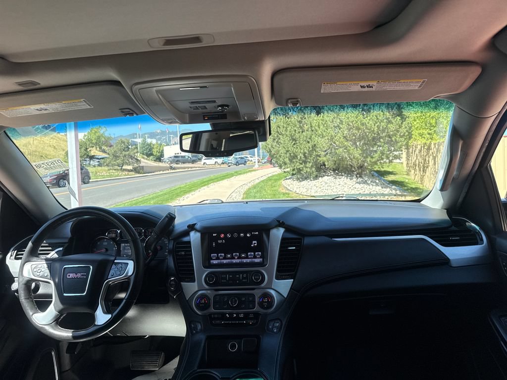 Used 2016 GMC Yukon XL SLT w/ Open Road Package AWD/4WD image 29