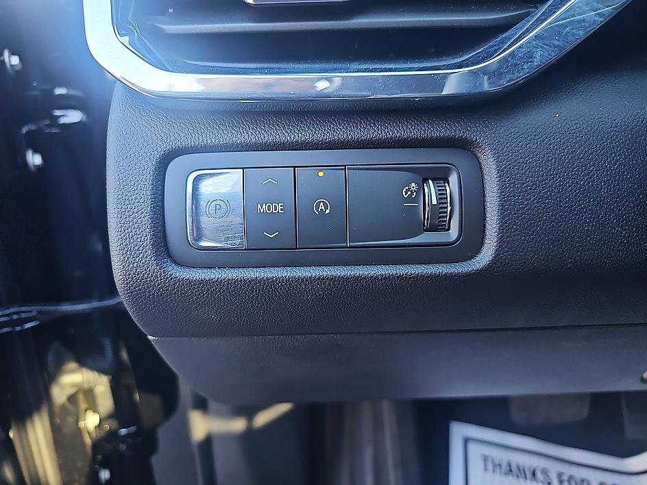 Used 2025 GMC Acadia Denali w/ Super Cruise Package image 12