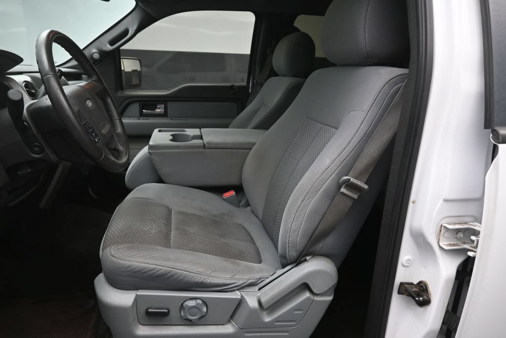 Used 2014 Ford F150 XLT w/ Equipment Group 302A Luxury RWD image 17