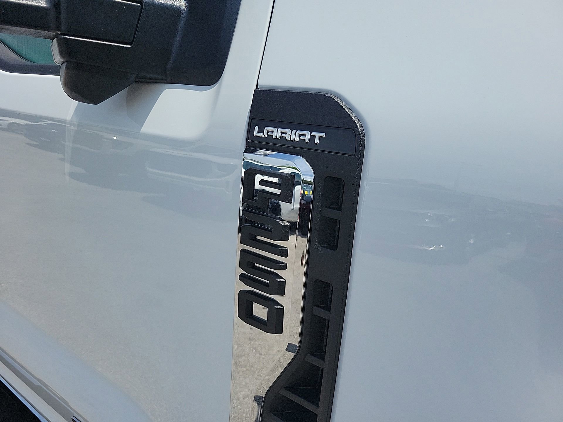 Used 2026 Ford F250 Lariat AWD/4WD image 8