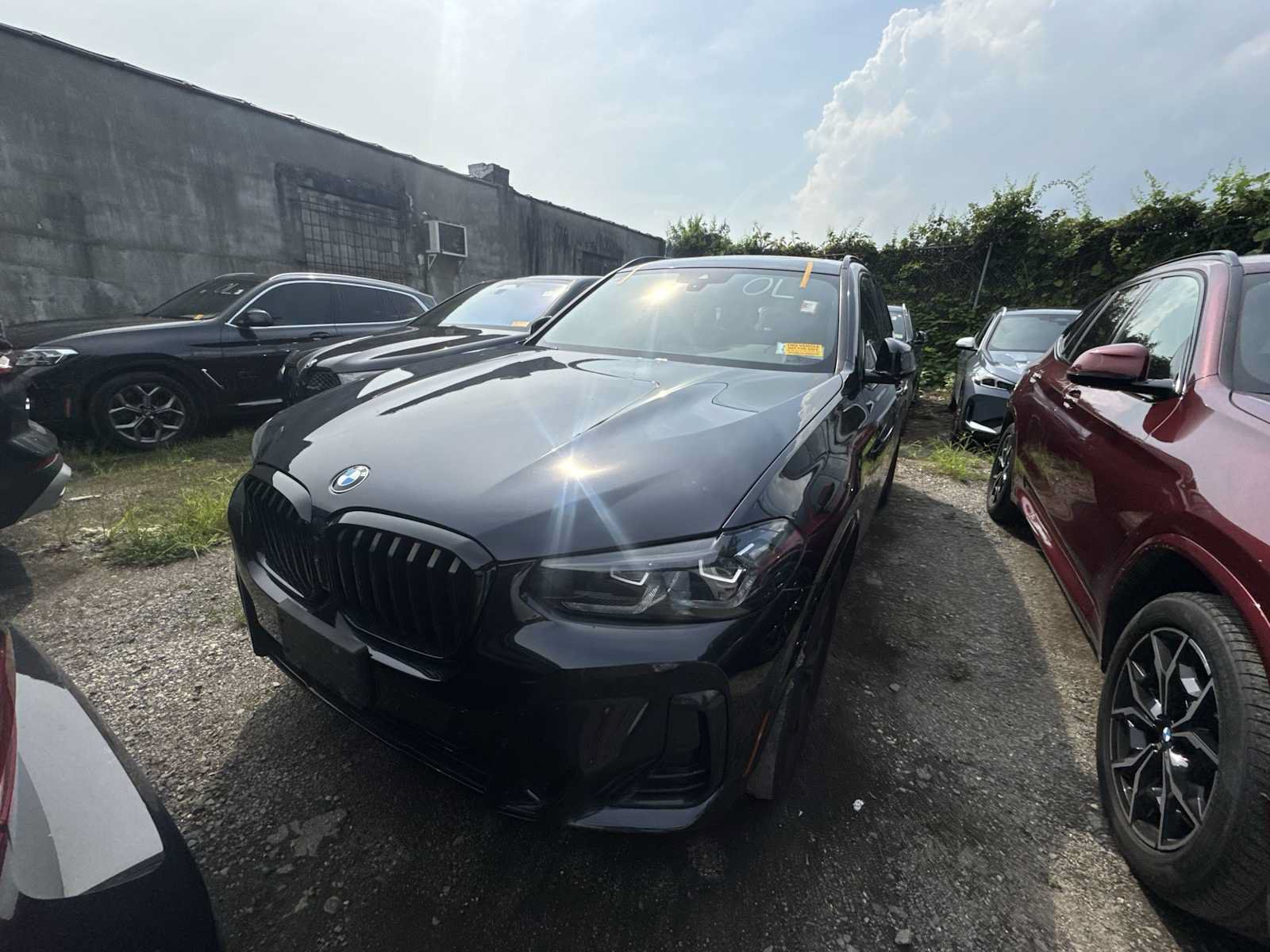 Used 2024 BMW X3 xDrive30i w/ M Sport Package AWD/4WD image 4