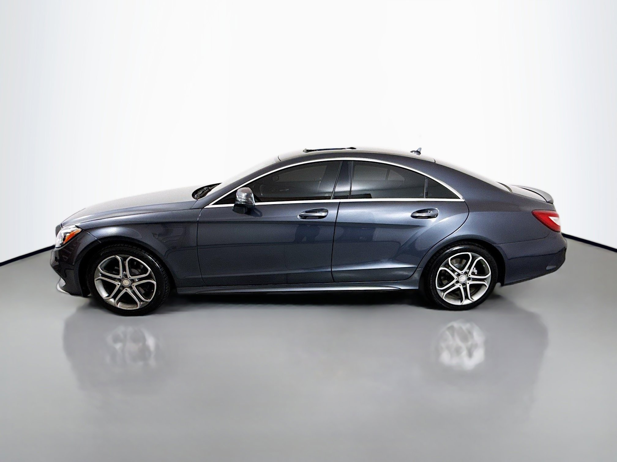 Used 2016 Mercedes-Benz CLS 400 4MATIC image 4
