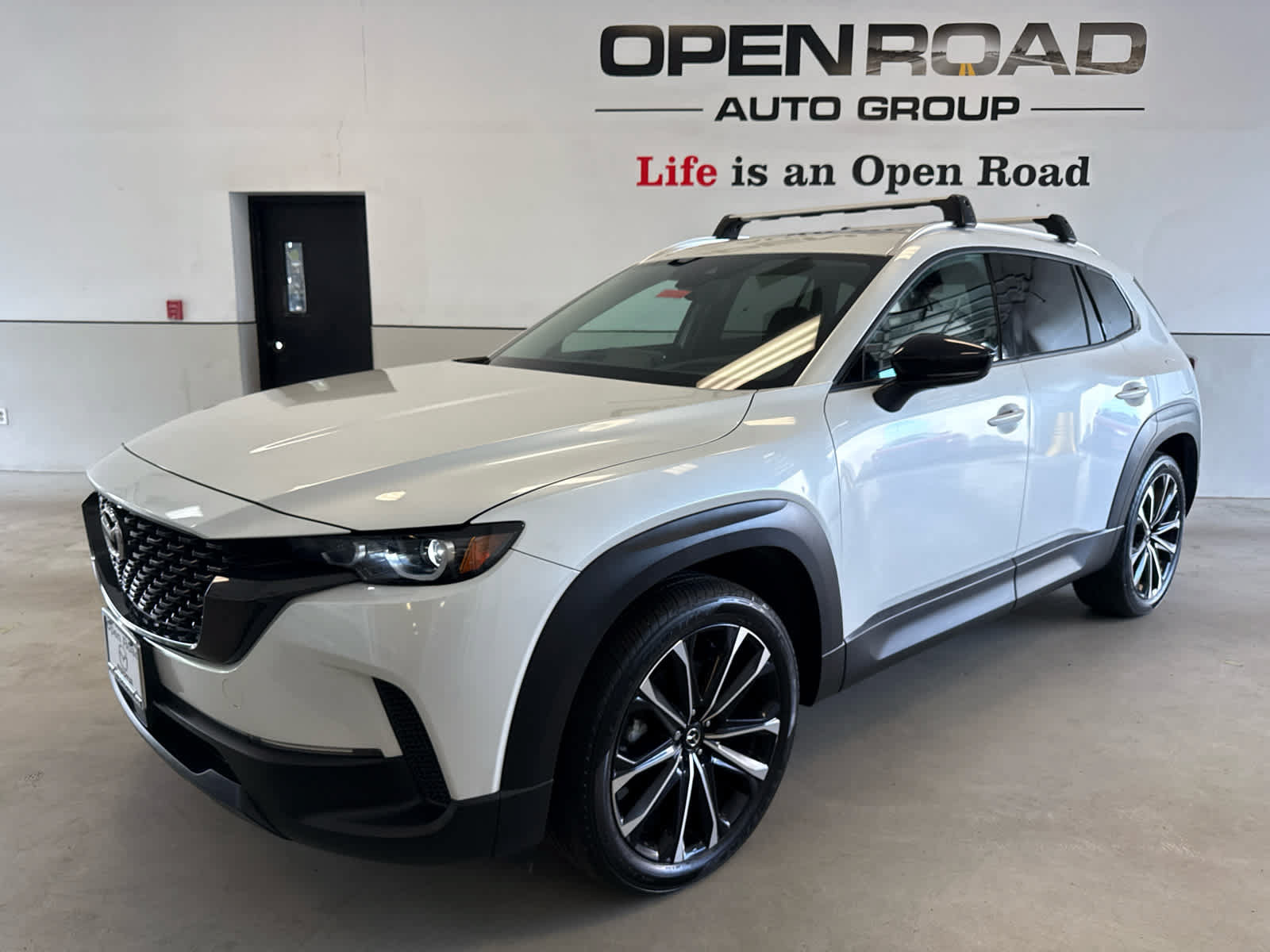 Certified 2024 MAZDA CX-50 AWD 2.5 S w/ Premium Plus Pkg image 3