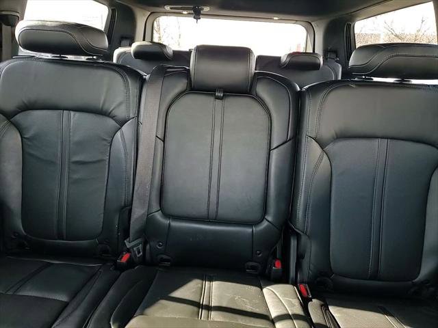 Certified 2022 Jeep Wagoneer Series II AWD/4WD image 39