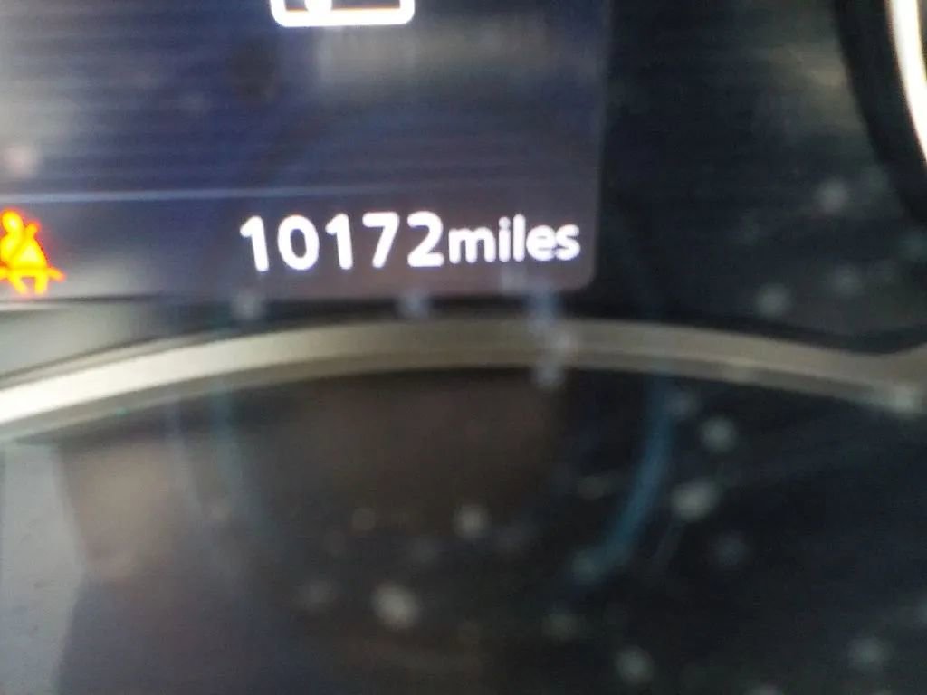 Used 2024 Nissan Kicks SR image 14