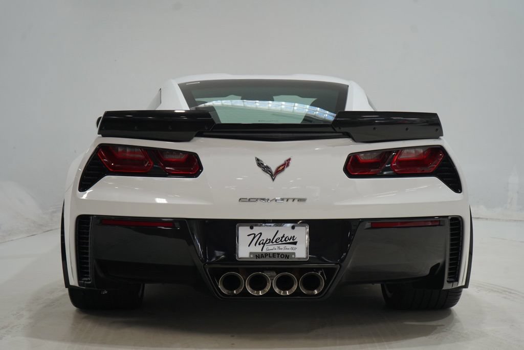 Used 2018 Chevrolet Corvette Grand Sport RWD image 16