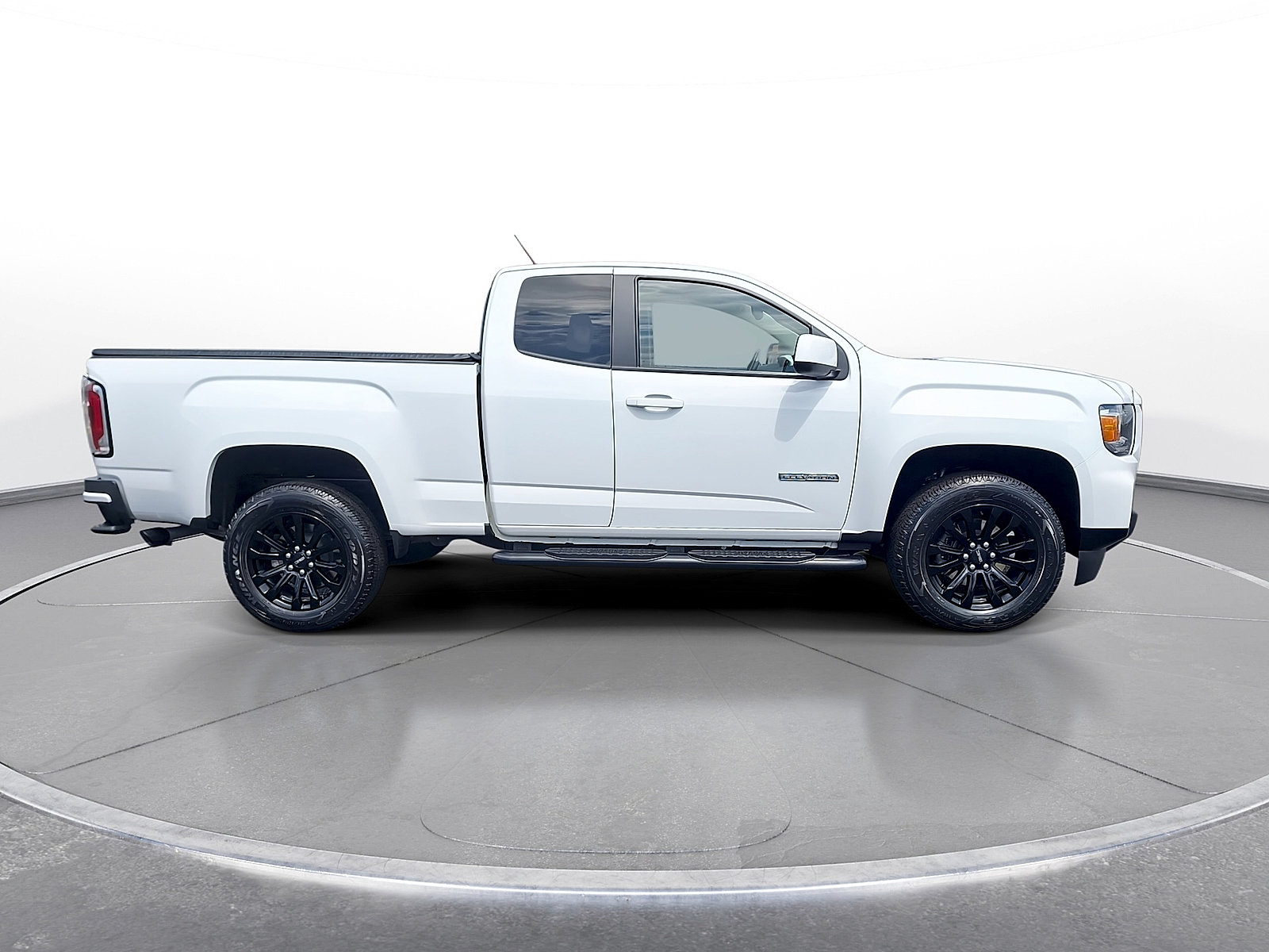 Used 2022 GMC Canyon Elevation w/ Trailering Package RWD image 9