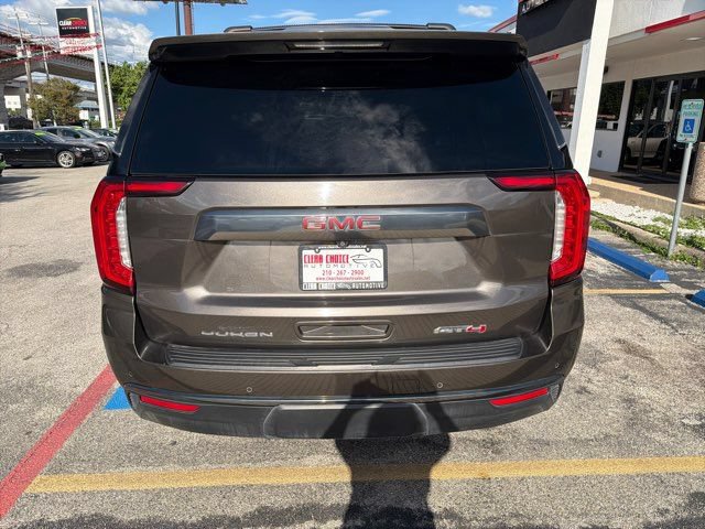 Used 2021 GMC Yukon XL AT4 w/ Technology Package AWD/4WD image 5