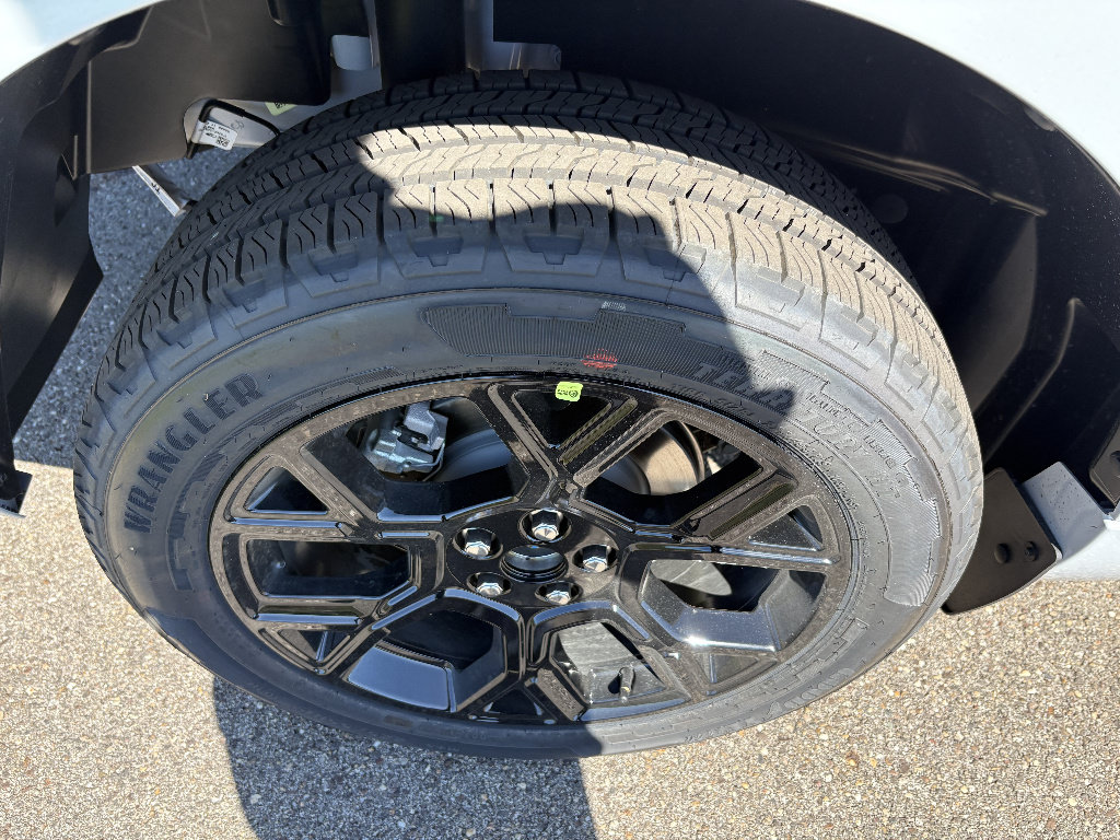 New 2026 Ford Maverick Lobo AWD/4WD image 11
