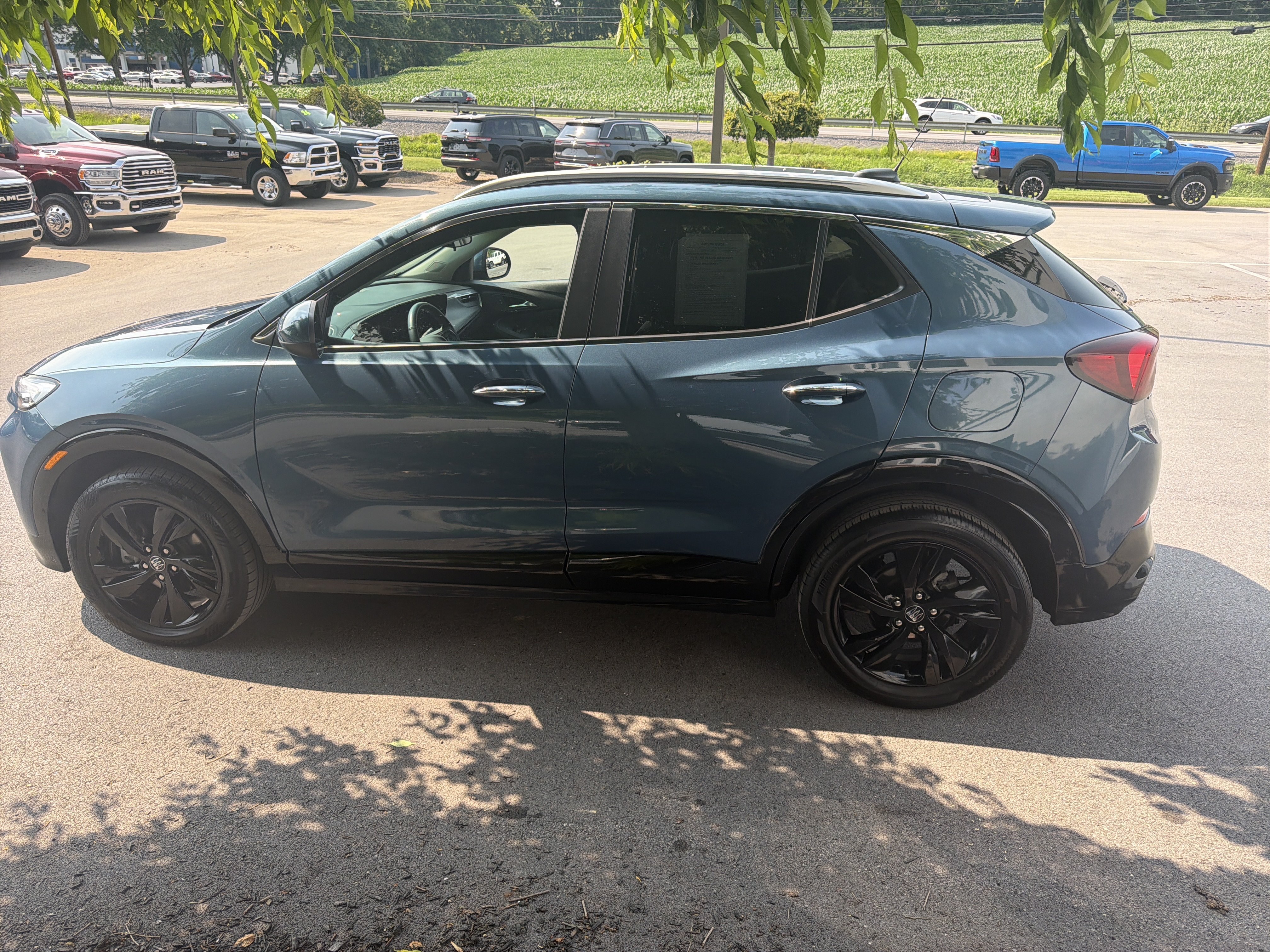 Used 2024 Buick Encore GX Sport Touring AWD/4WD image 7