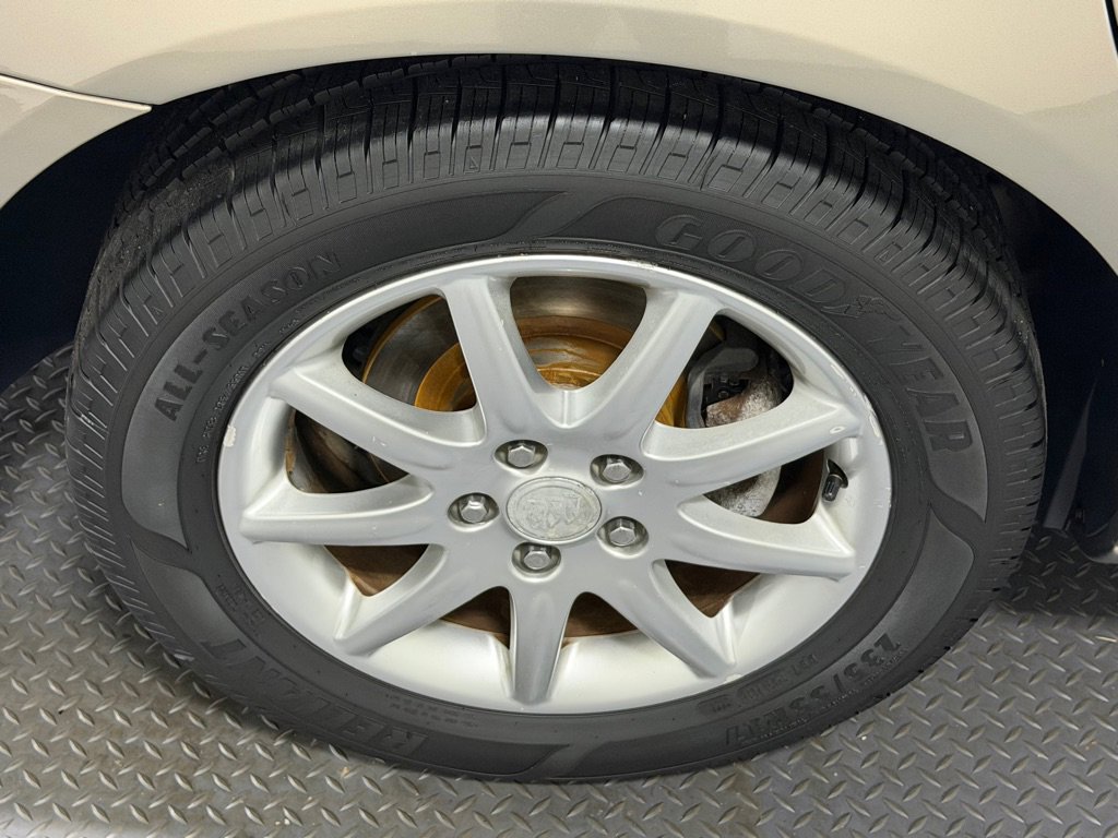 Used 2006 Buick Lucerne CXL w/ Luxury Package image 18