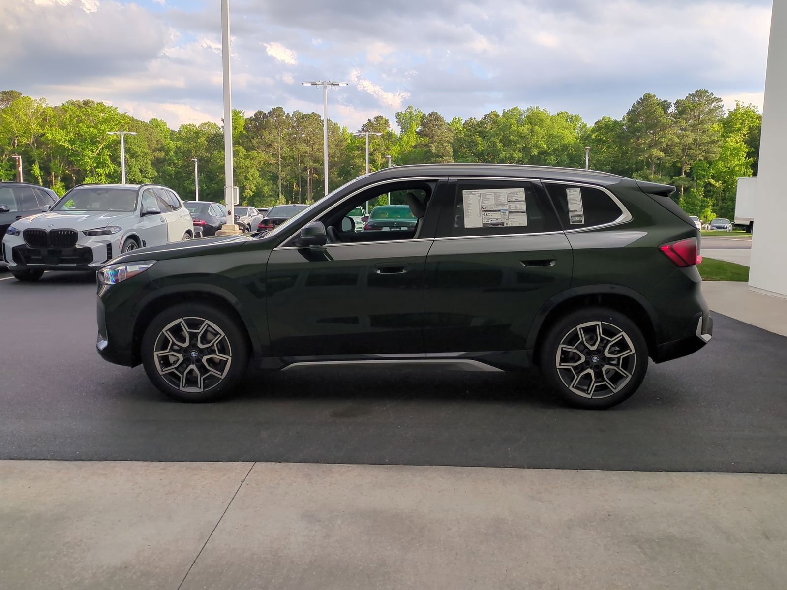 Certified 2025 BMW X1 xDrive28i w/ Convenience Package image 7