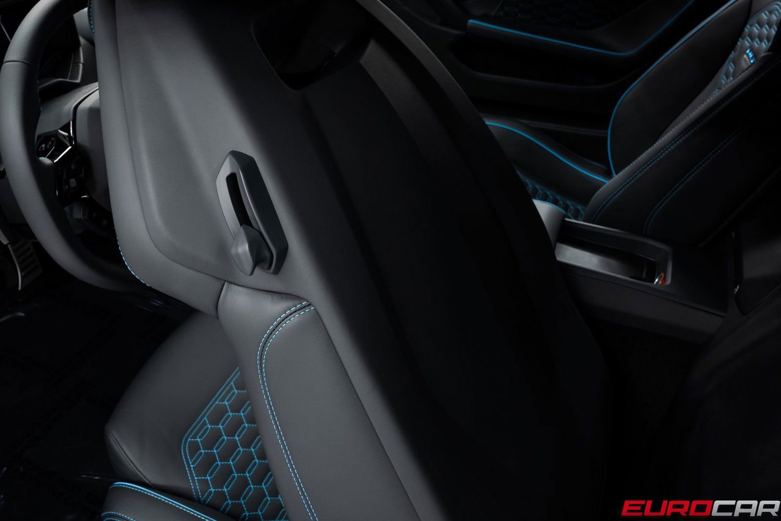 Used 2023 Lamborghini Huracan EVO image 37