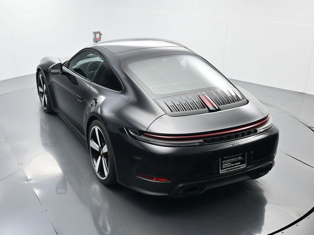 Used 2025 Porsche 911 Carrera w/ Premium Package image 35