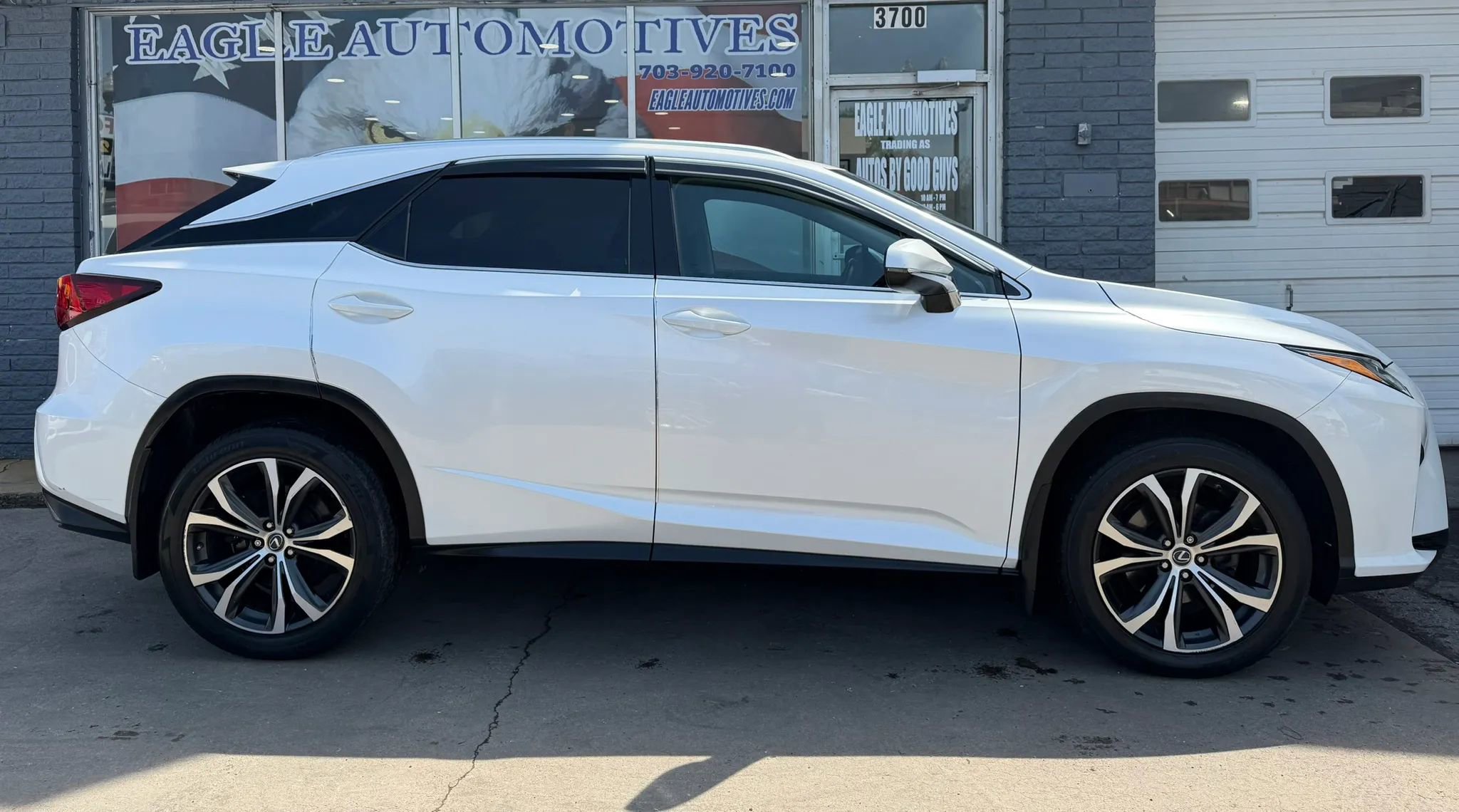Used 2019 Lexus RX 350 AWD w/ Navigation Package image 2