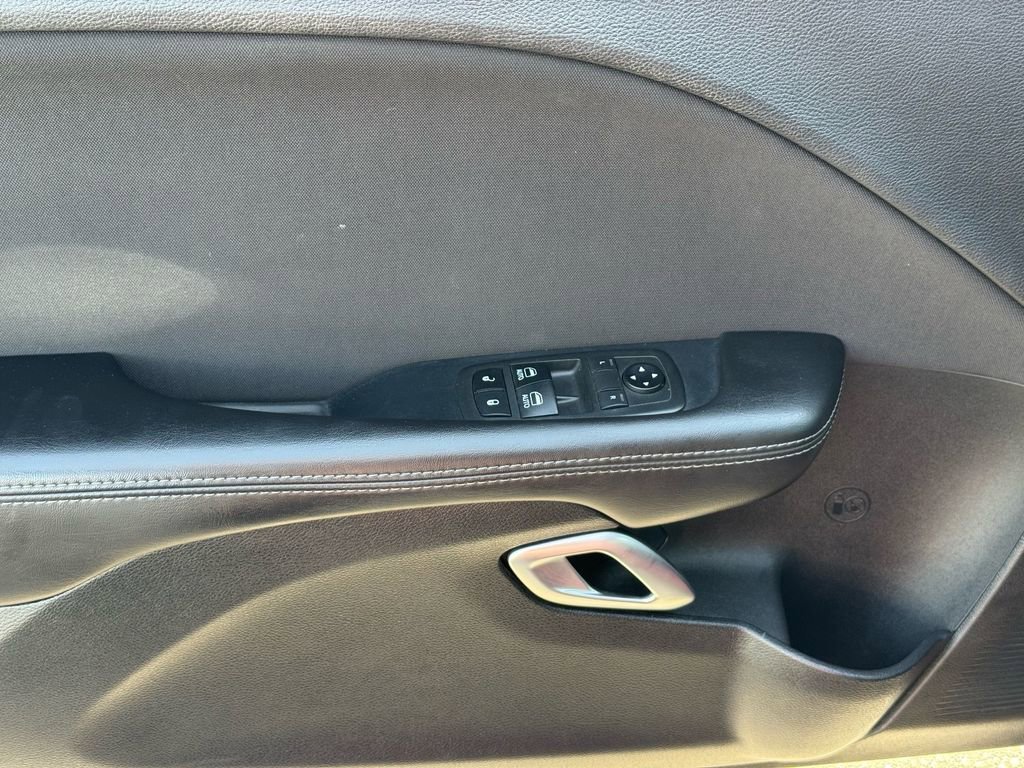 Used 2019 Dodge Challenger SXT RWD image 16