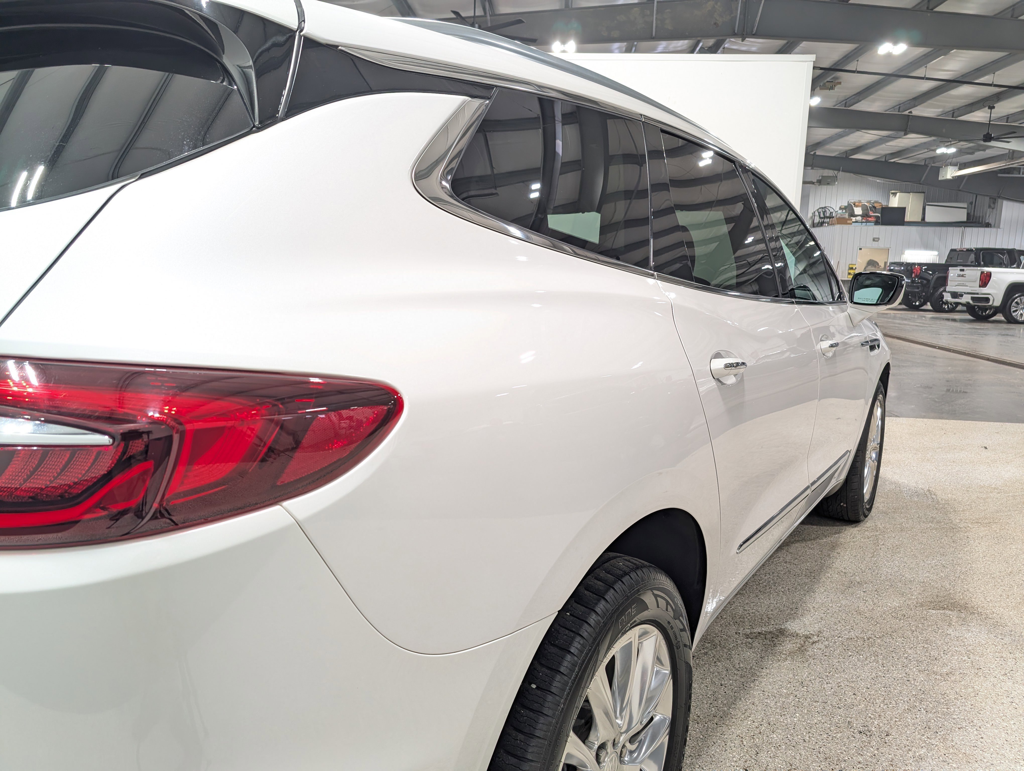 Used 2021 Buick Enclave Premium w/ Surround and Sites Package image 3