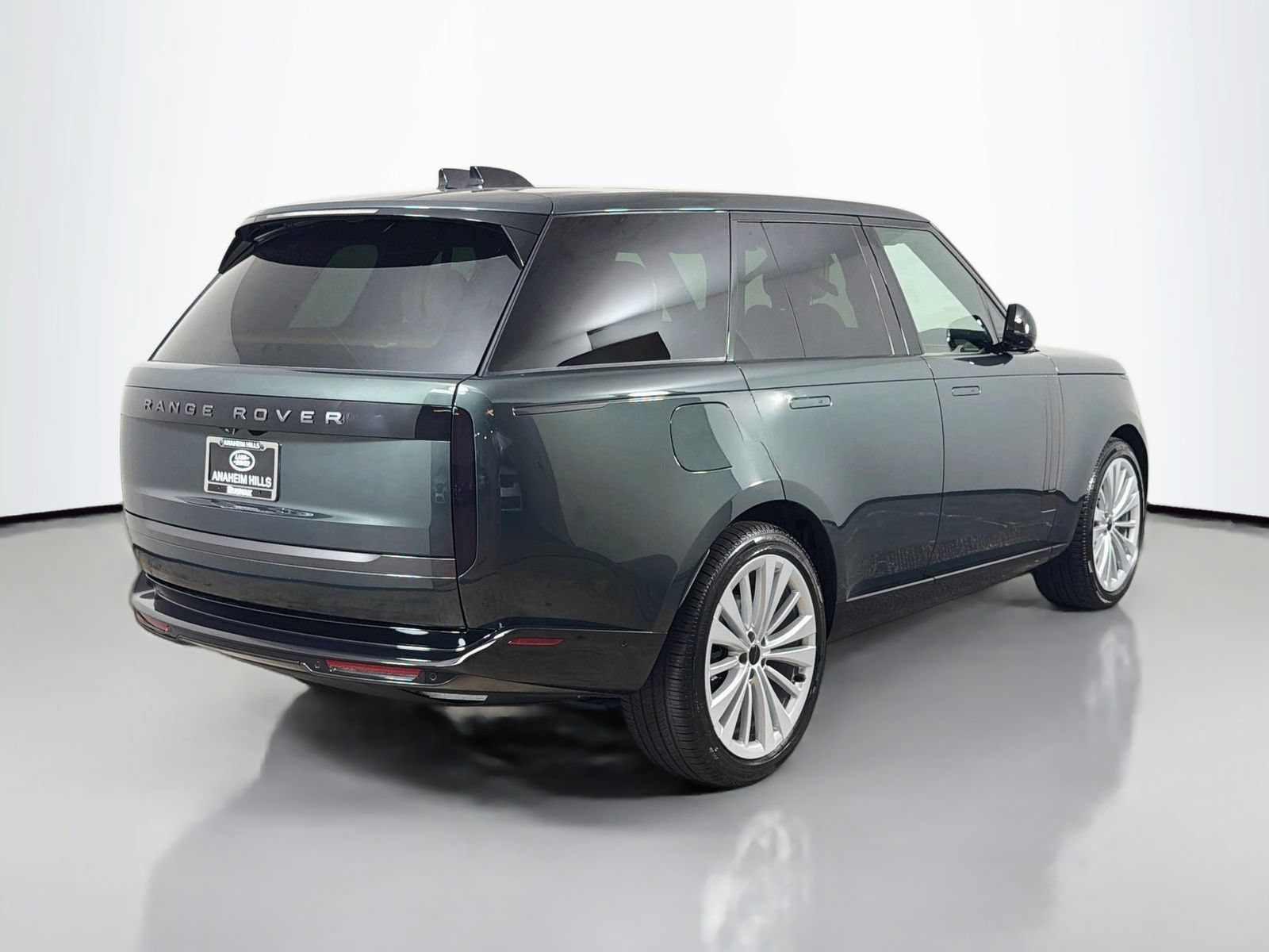 New 2026 Land Rover Range Rover SE AWD/4WD image 5
