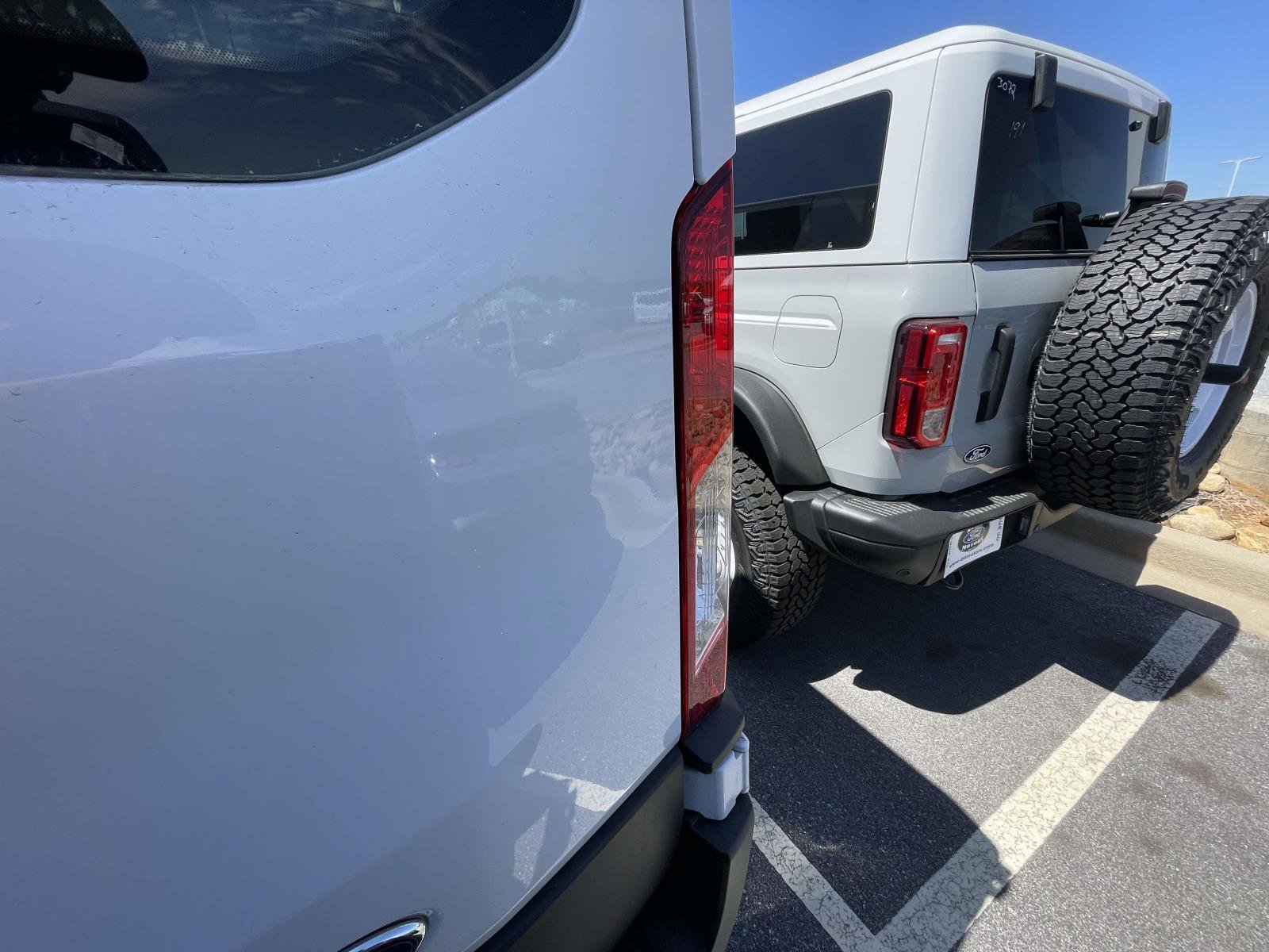 Used 2025 Ford Transit 250 Low Roof w/ Exterior Upgrade Package RWD image 11