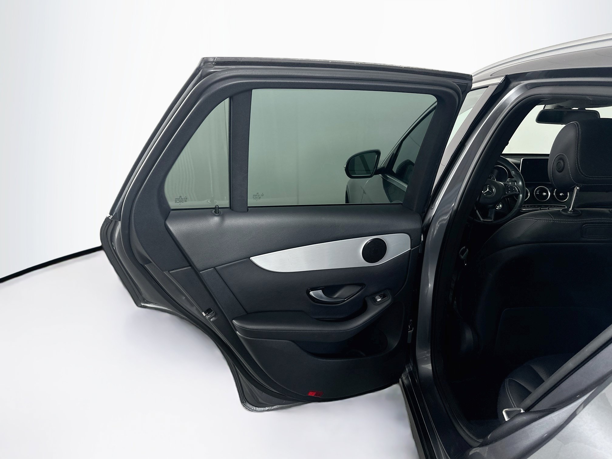 Used 2019 Mercedes-Benz GLC 300 image 27