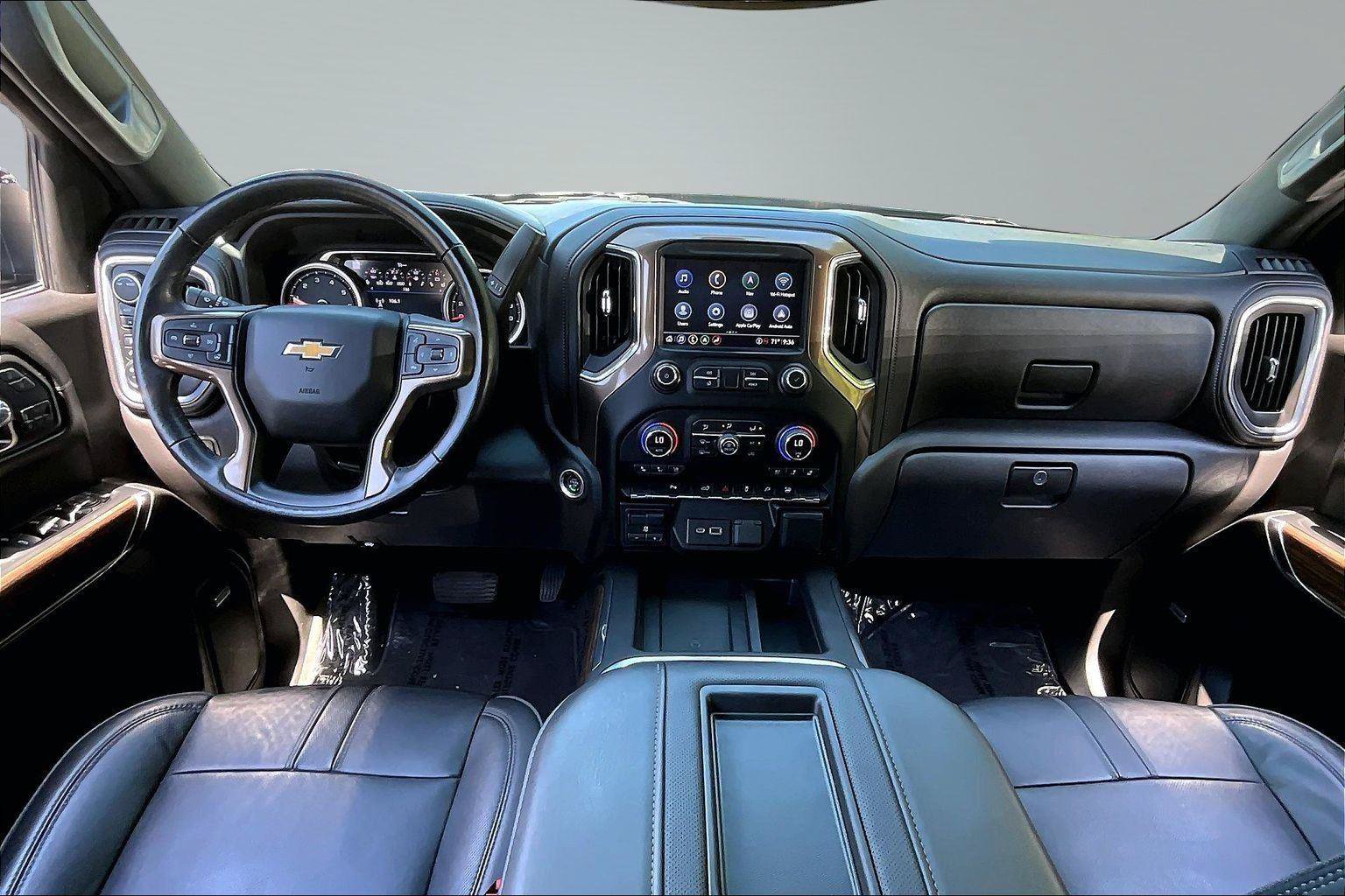 Used 2022 Chevrolet Silverado 1500 High Country AWD/4WD image 16
