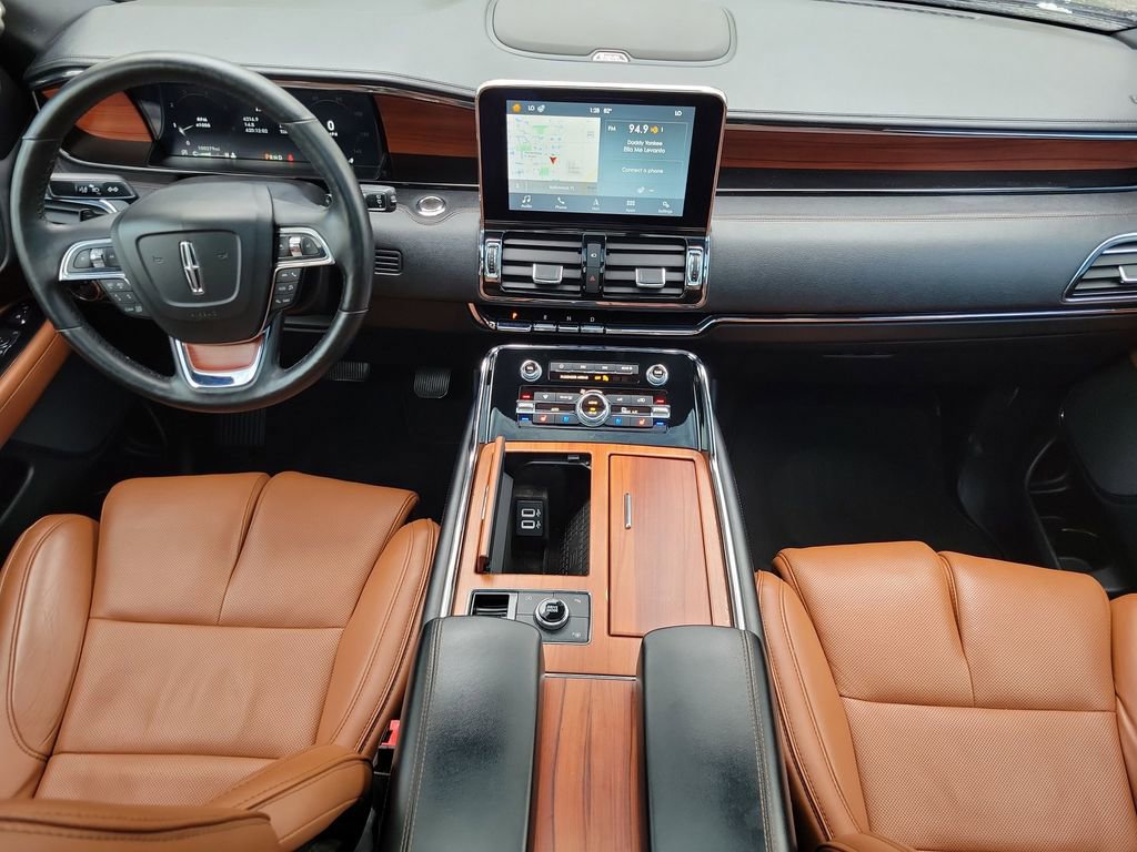 Used 2018 Lincoln Navigator L Reserve w/ Technology Package image 19