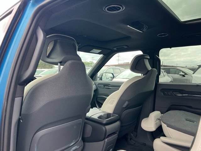 Certified 2024 Kia EV9 GT-Line AWD/4WD image 13