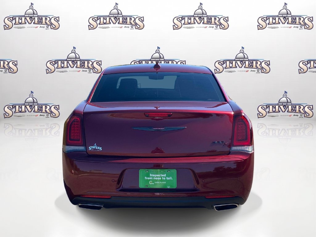 Certified 2023 Chrysler 300 S RWD image 7